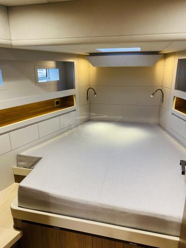 Glacier 48 - photo - 16