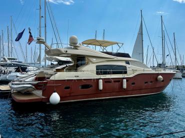 Ferretti 690 Altura (2006) - photo - 1