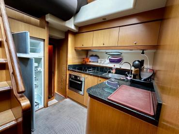 Ferretti 690 Altura (2006) - photo - 9